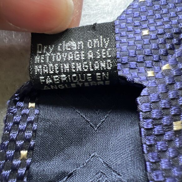 Dunhill Tie Silk Dark Blue Dots Made in England 59"L 3.5"W - Picture 5 of 7